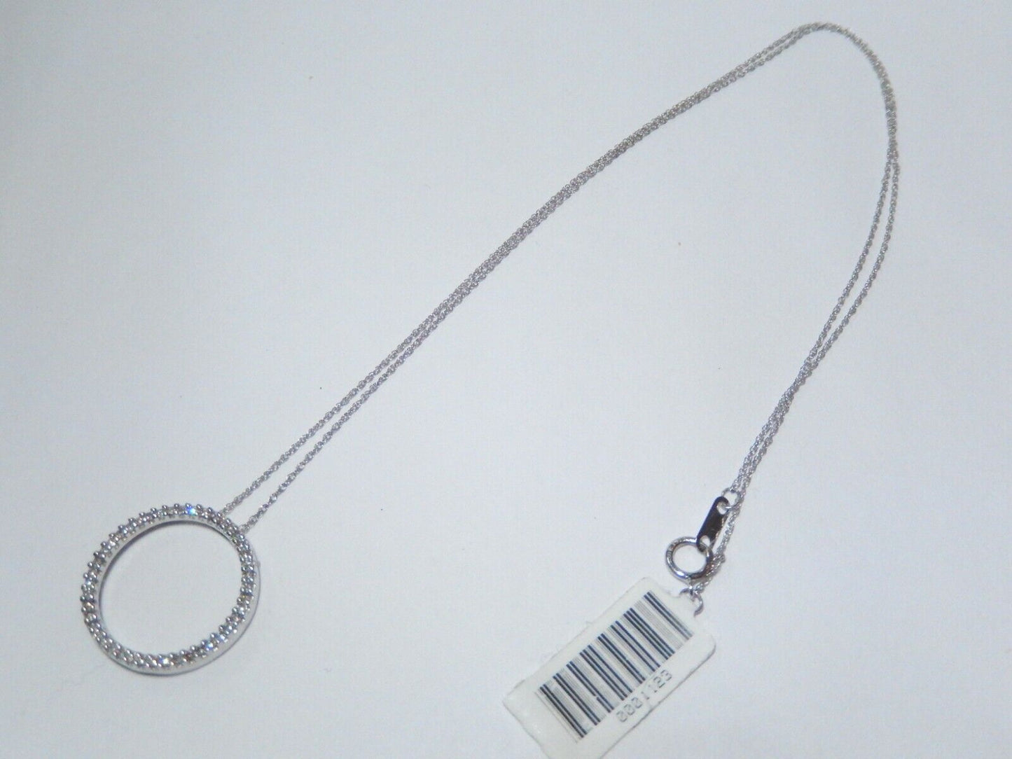 *NWT*  10k White Gold 44 Natural Diamond Circle of Life Love Pendant w/18" Chain