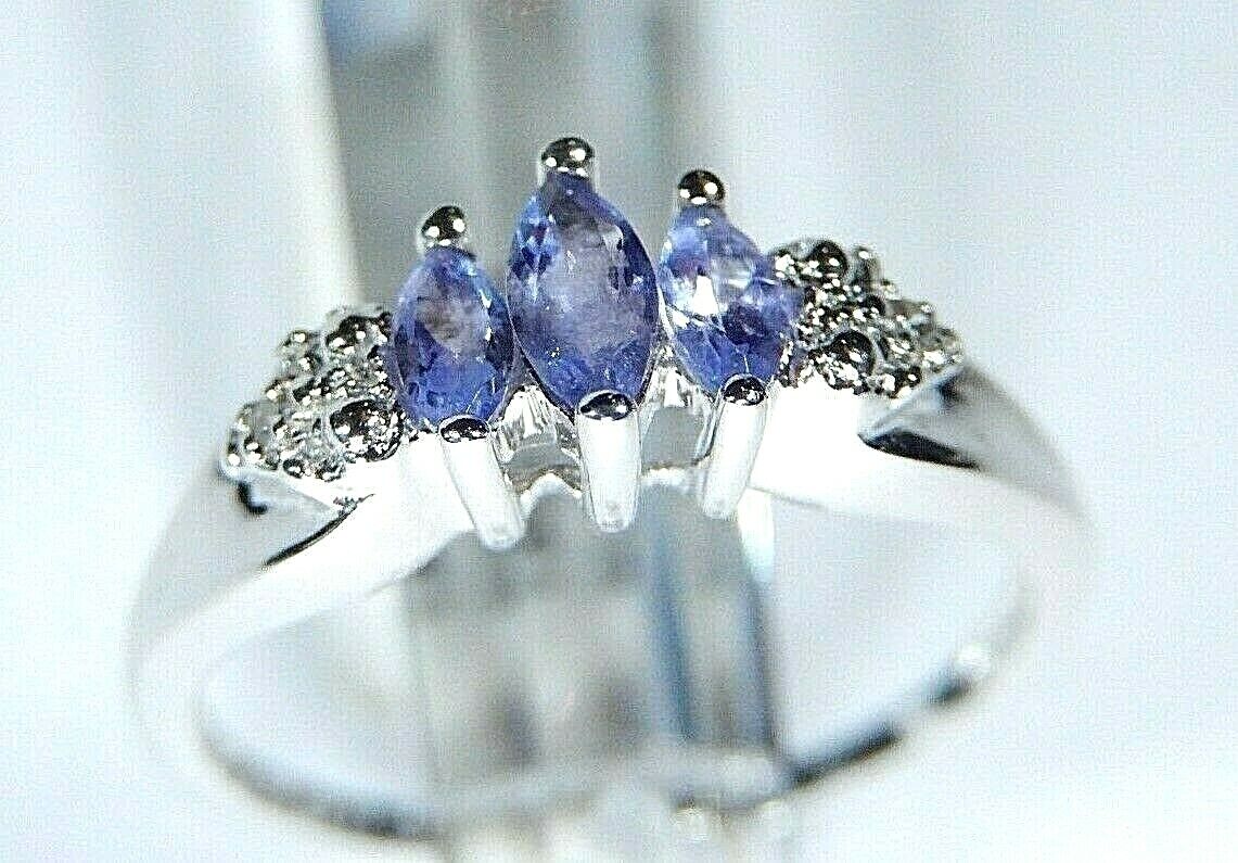 *NEW* Pretty 10k White Gold Tanzanite & Diamond Ring Size 7.75