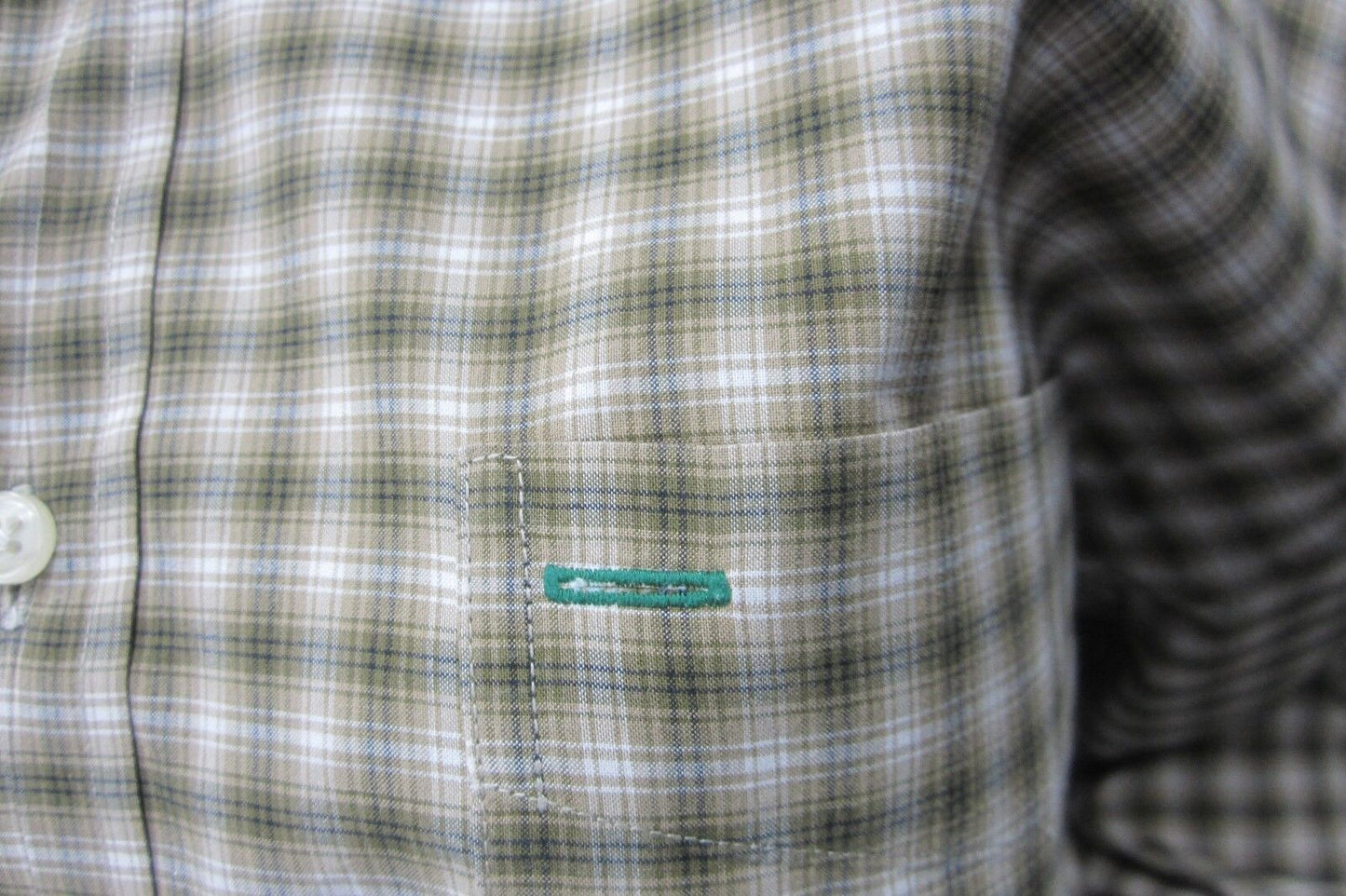 *MINT* Tommy Hilfiger  Mens  Plaid Print Button Down Shirt Size Large