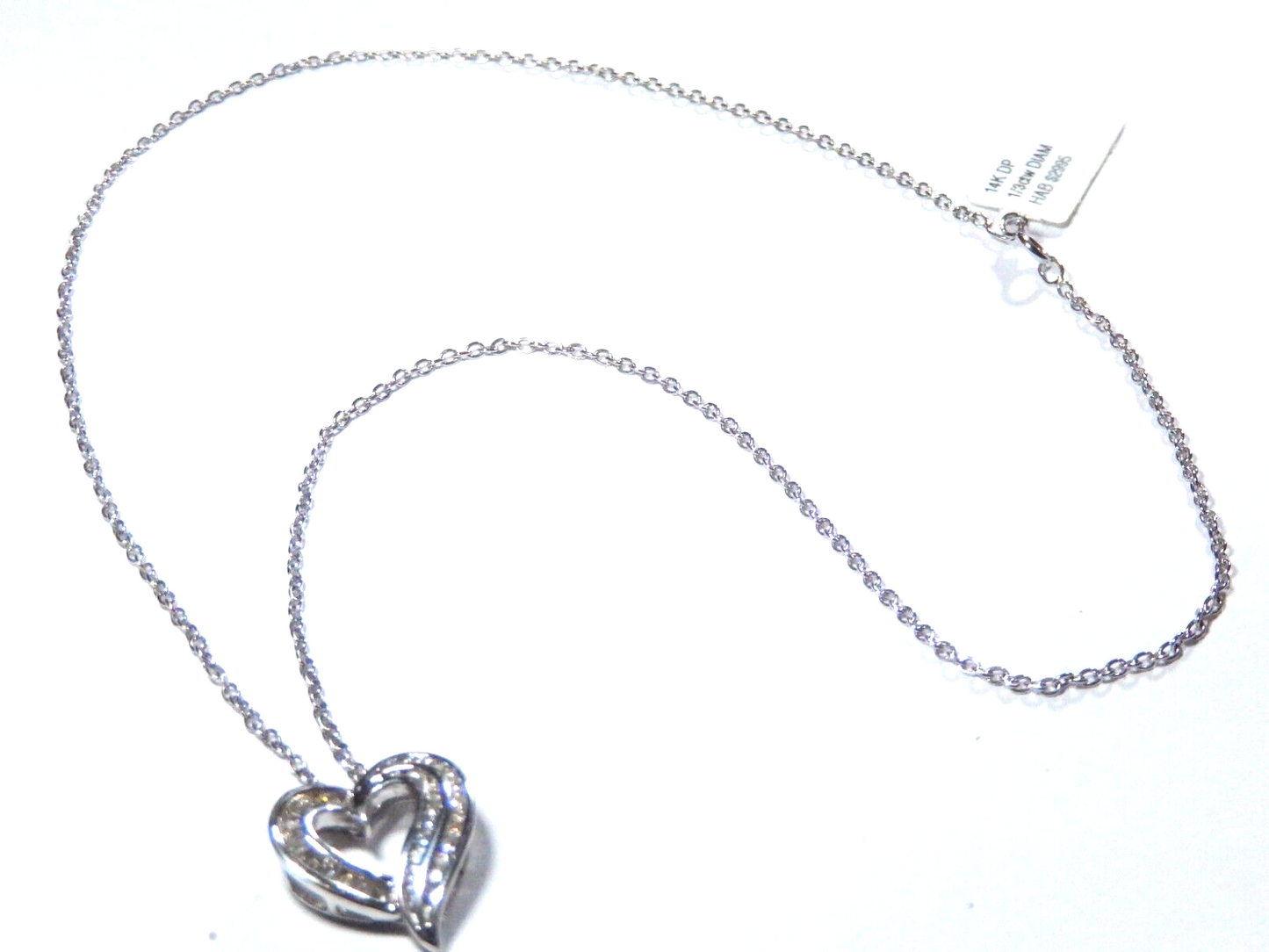 *NEW*  14k White Gold .33ct VS Diamond  Heart Pendant w/18" Chain