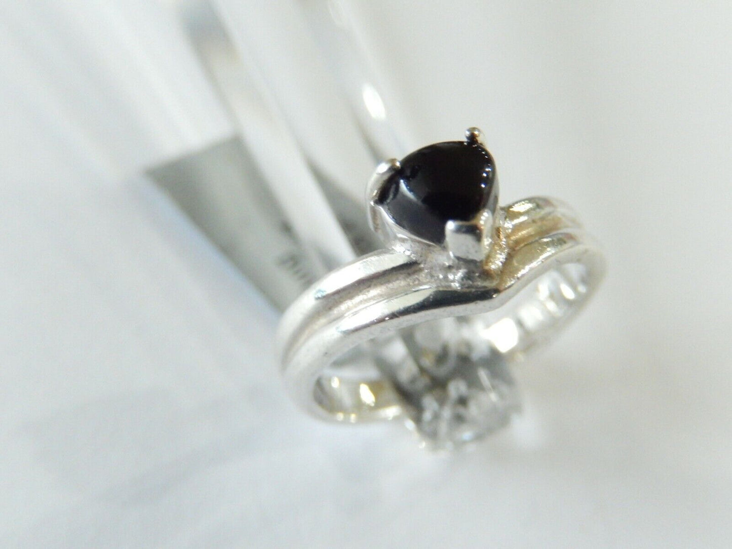 *VINTAGE*  925 Sterling Silver  Black Onyx  Ring Size 6