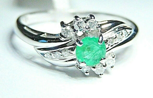 *NWT* 14K White Gold Natural Emerald & Diamond Halo Ring  Size 7