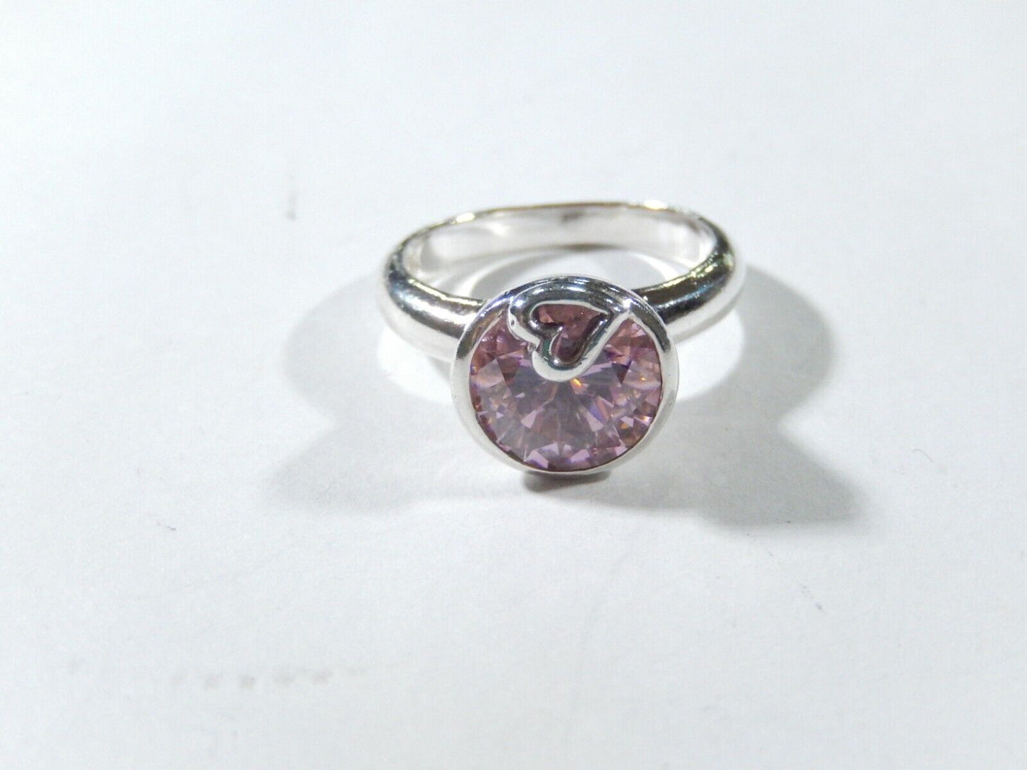 BEAUTIFUL VINTAGE  STERLING SILVER PINK CZ HEART RING SIZE 8