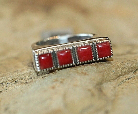 *VINTAGE*   Heavy Native American Sterling Silver  Coral Ring Size 8.25