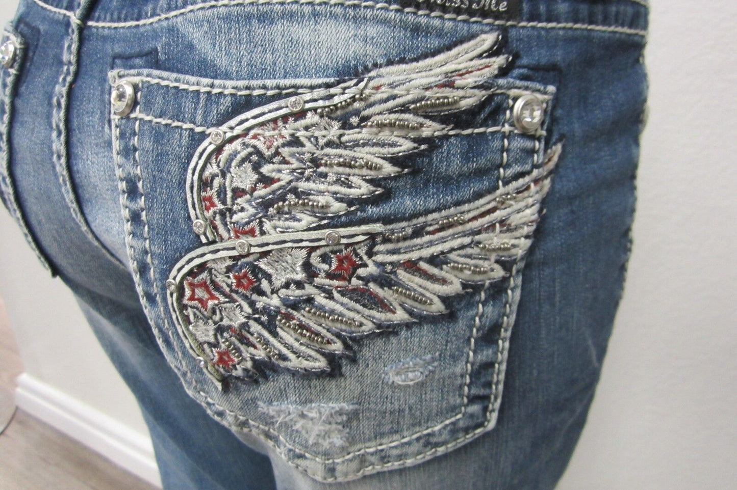 NWT Miss Me Jeans  Embellished Angel Wings Skinny Medium Blue M3195S Sz 26 x 30