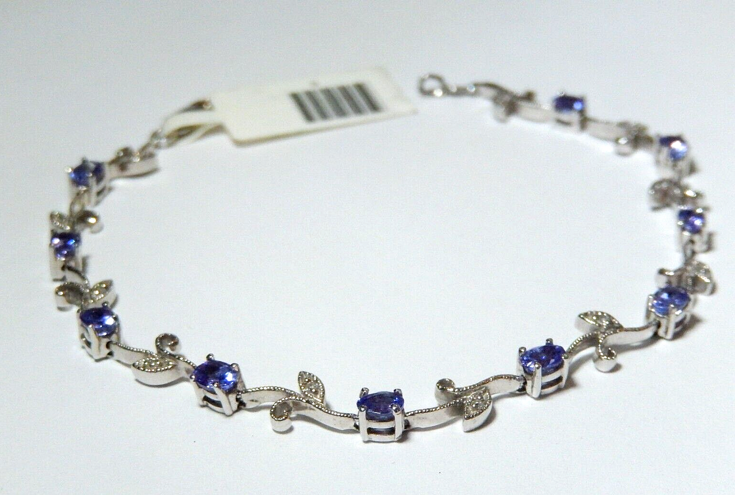 *NWT* 14K White Gold 2.00 CT Natural Tanzanite  & Diamond Flower Bracelet 7"