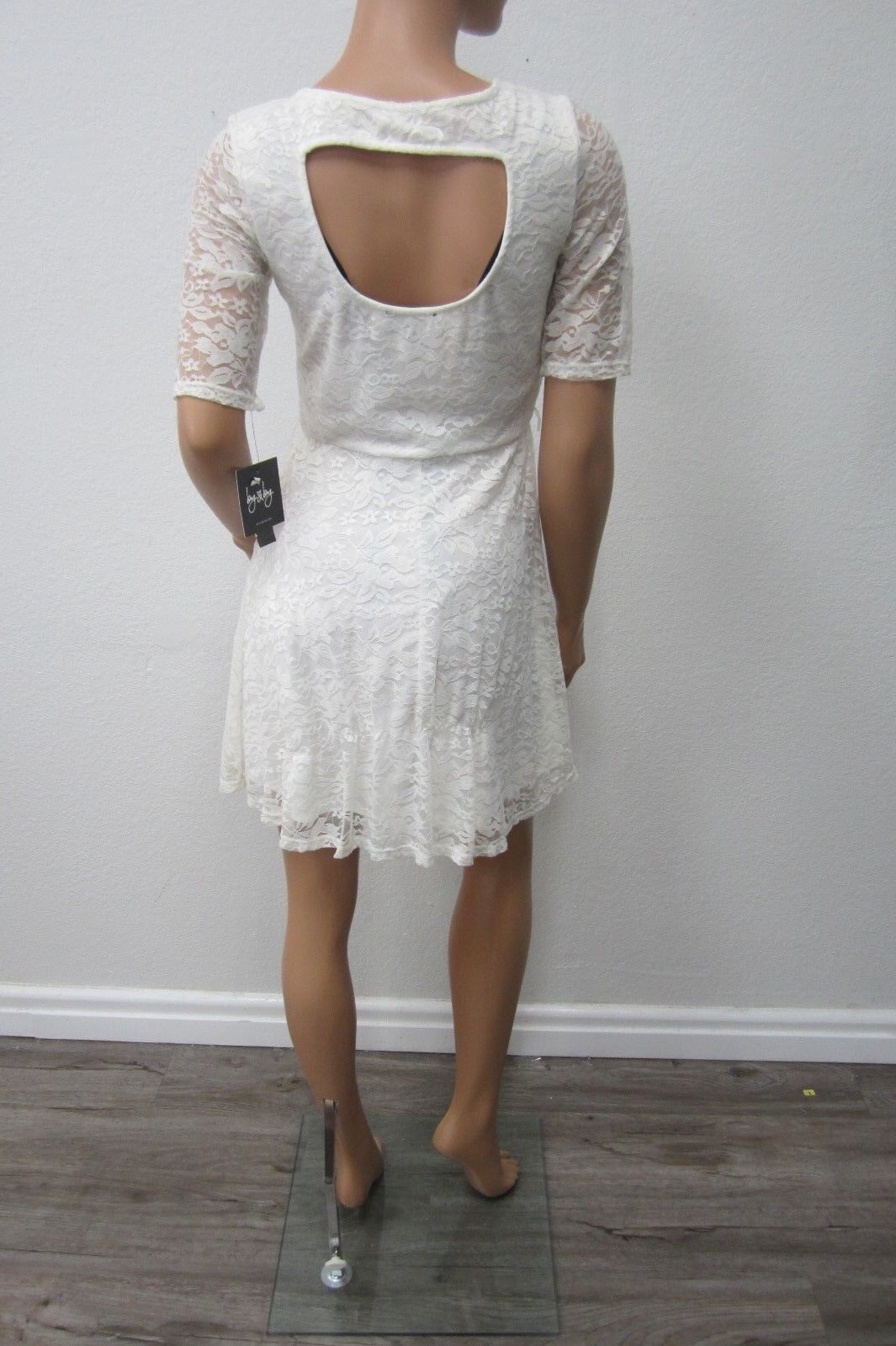 NWT  BY & BY IVORY LACE FULLY LINED DRESS  - BEAUTIFUL - Size Medium