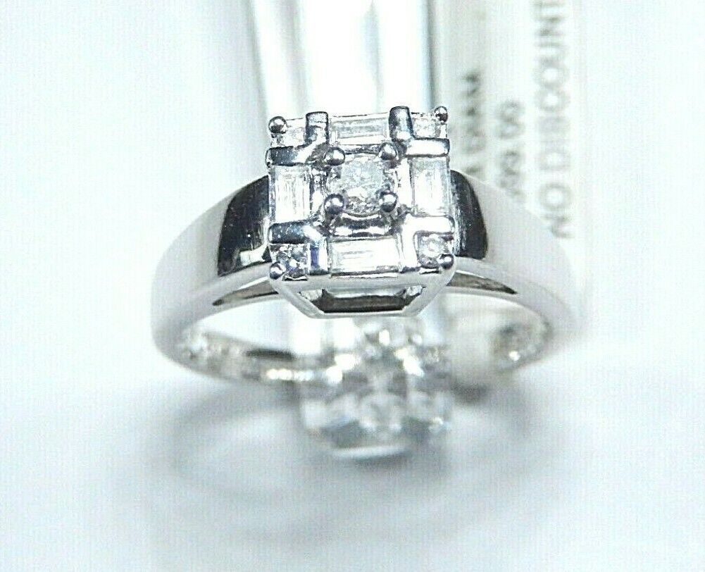 *VINTAGE* 14K White Gold .33CT Round & Baguette Diamond Engagement Wedding Ring