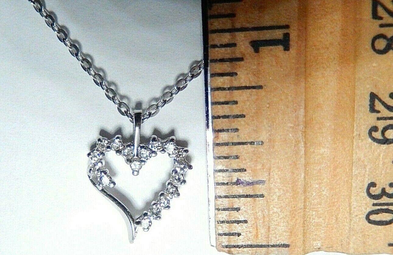 10k White Gold Natural Round  .33CT 17 VS Diamond Heart Pendant  w/18" Chain