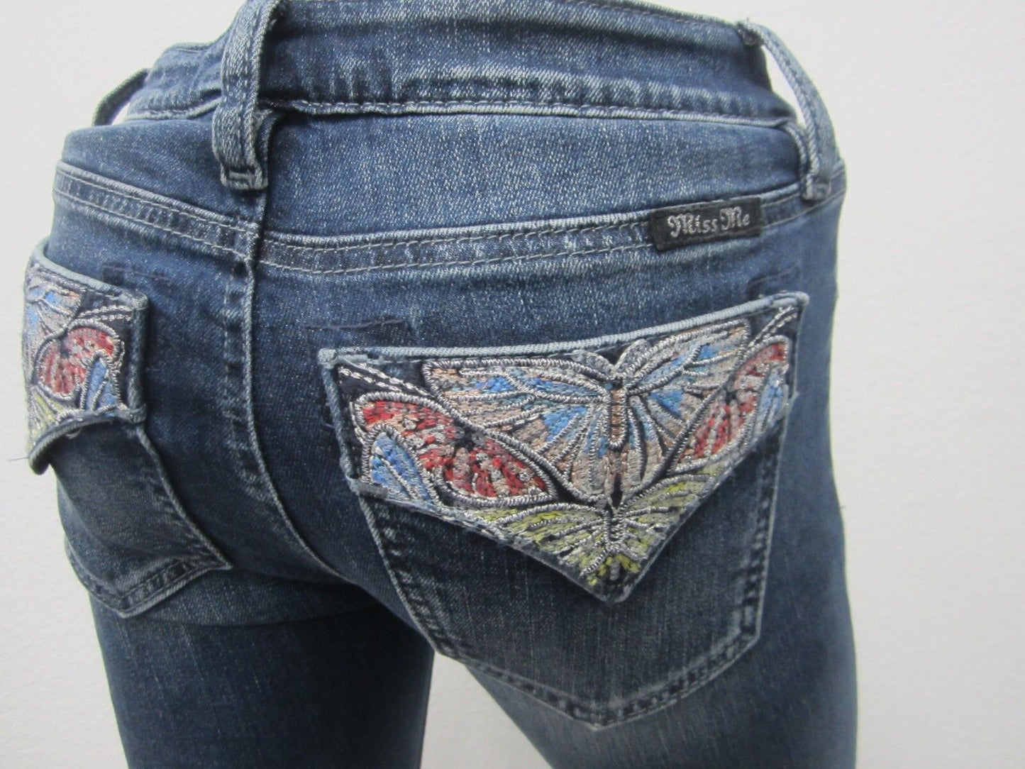 NWT MISS ME Embellished Pockets Skinny Stretch Jeans 24 x 30 Medium Blue M3033S