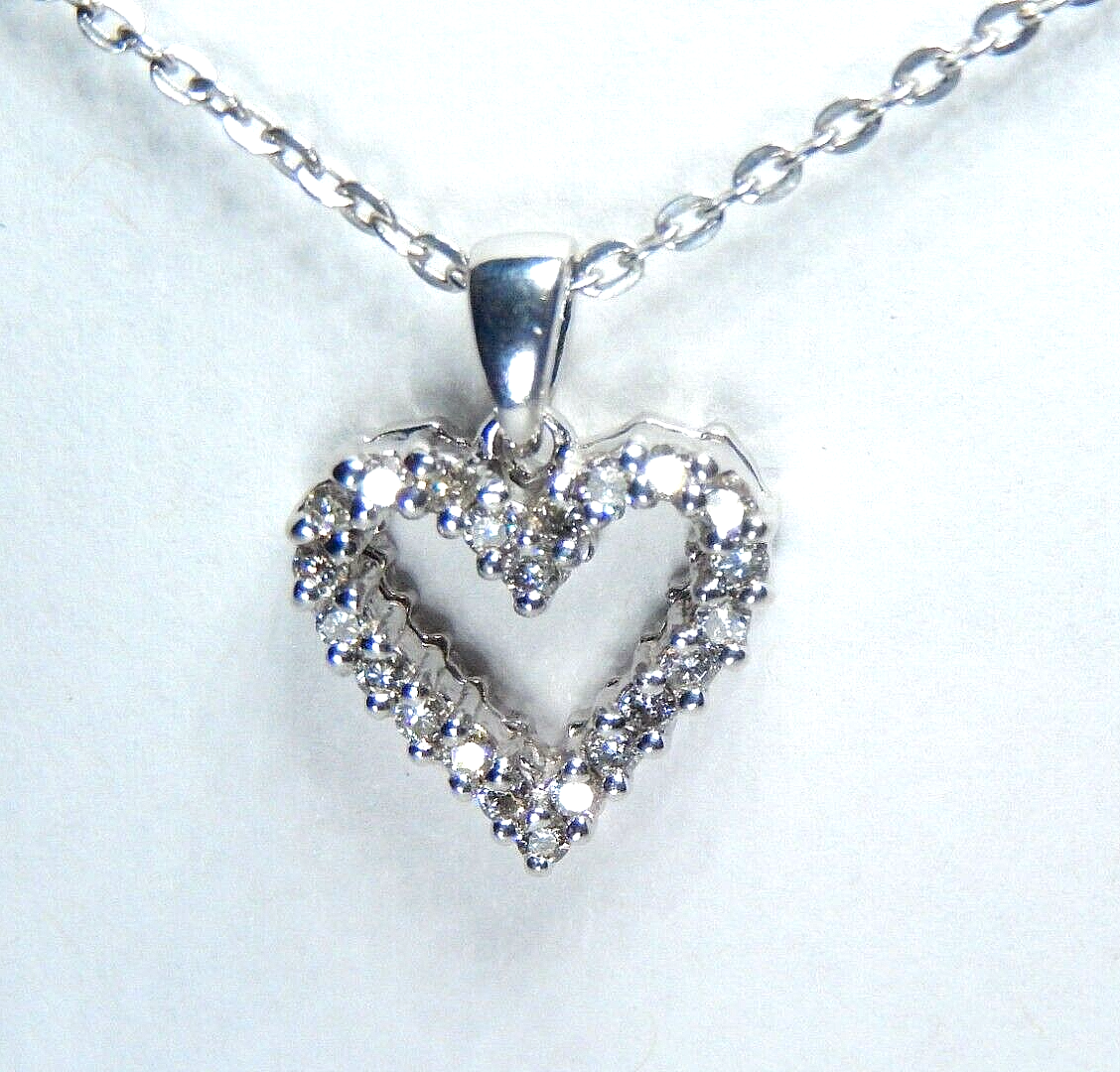 18K White Gold Natural .25ctw Diamond Heart Pendant Necklace w/18" Chain