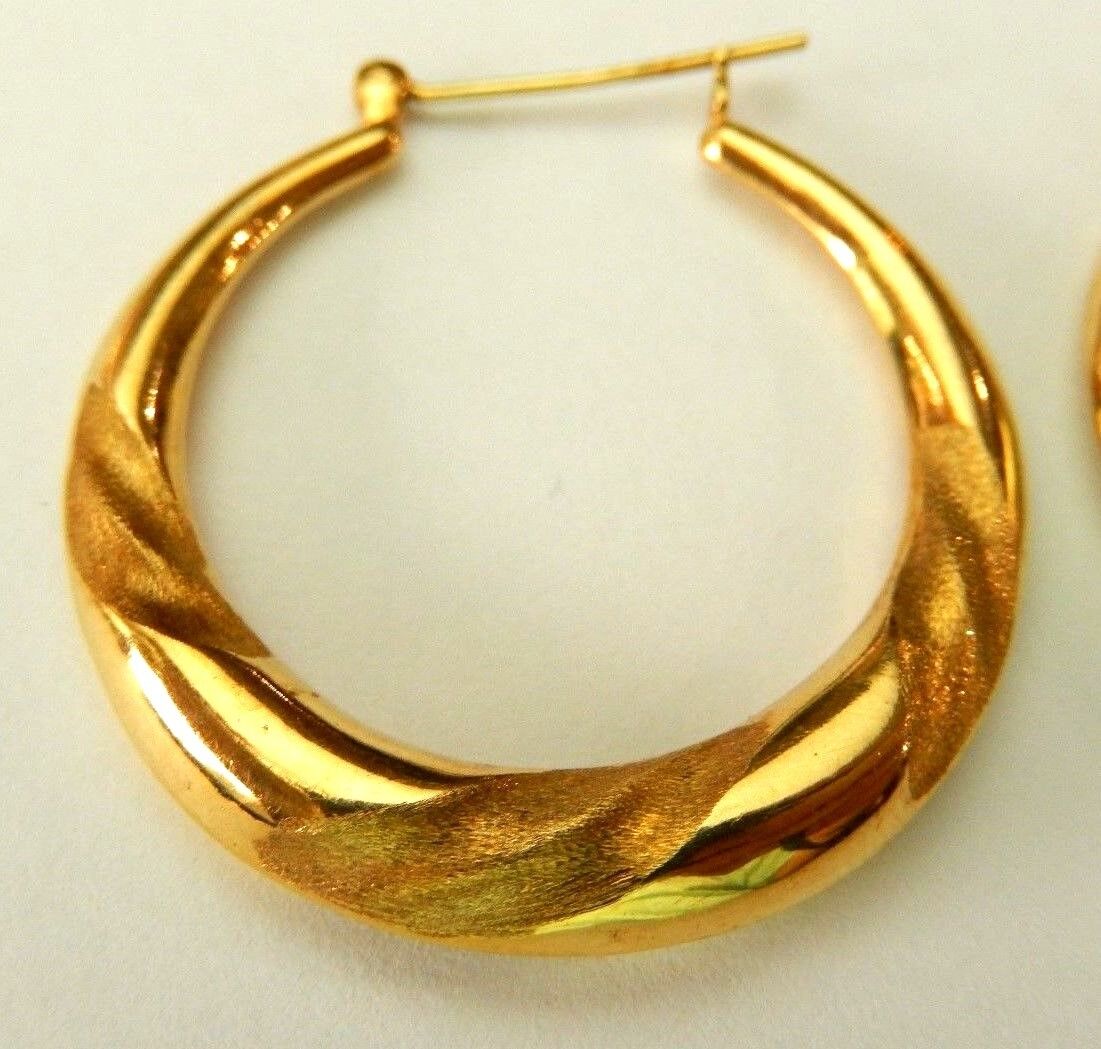 *LARGE* NEW 14K Solid Yellow Gold Decorative Design Earrings