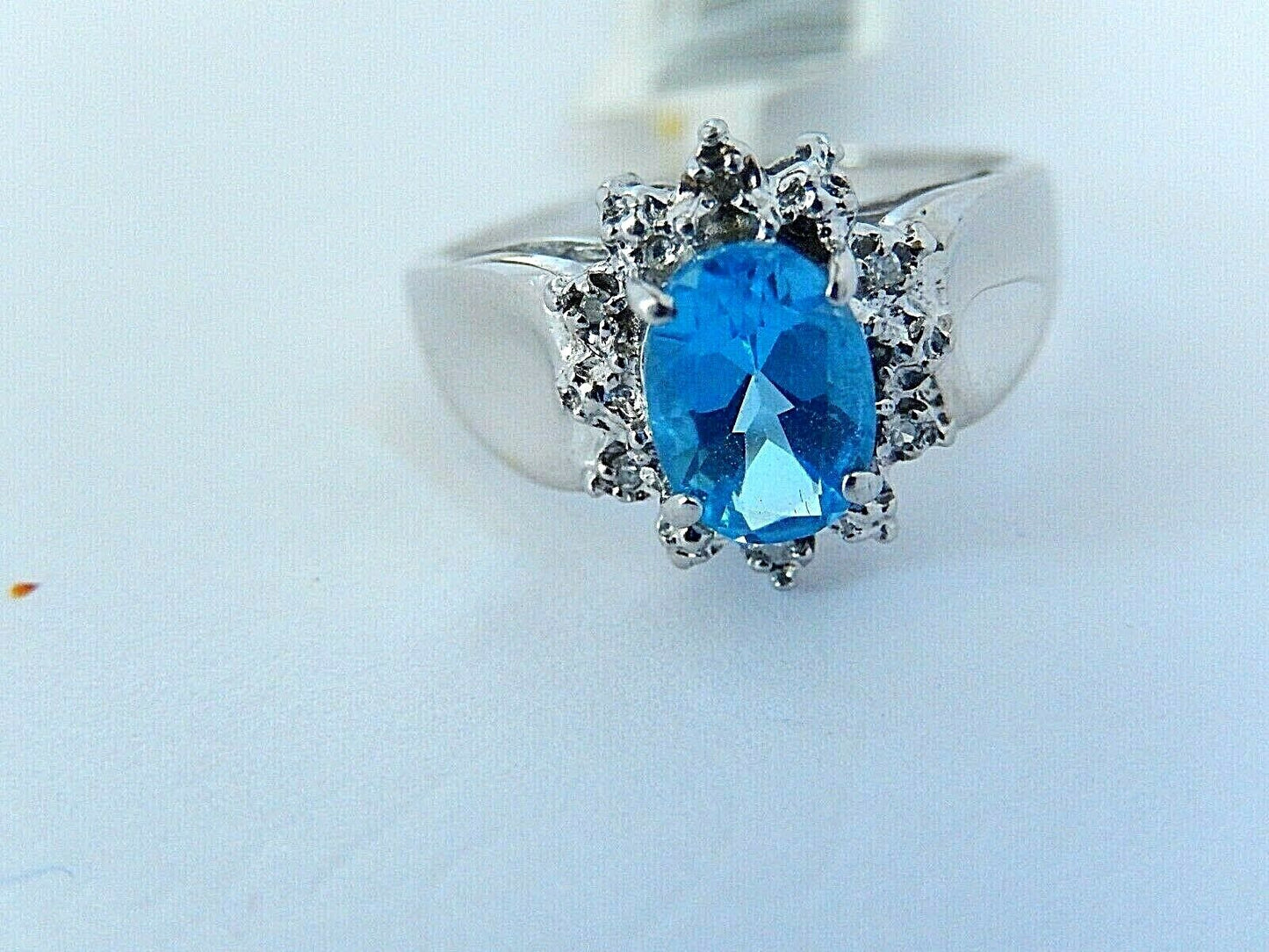 10k White Gold Halo Diamond Blue Topaz & Diamond Ring Size 5.75