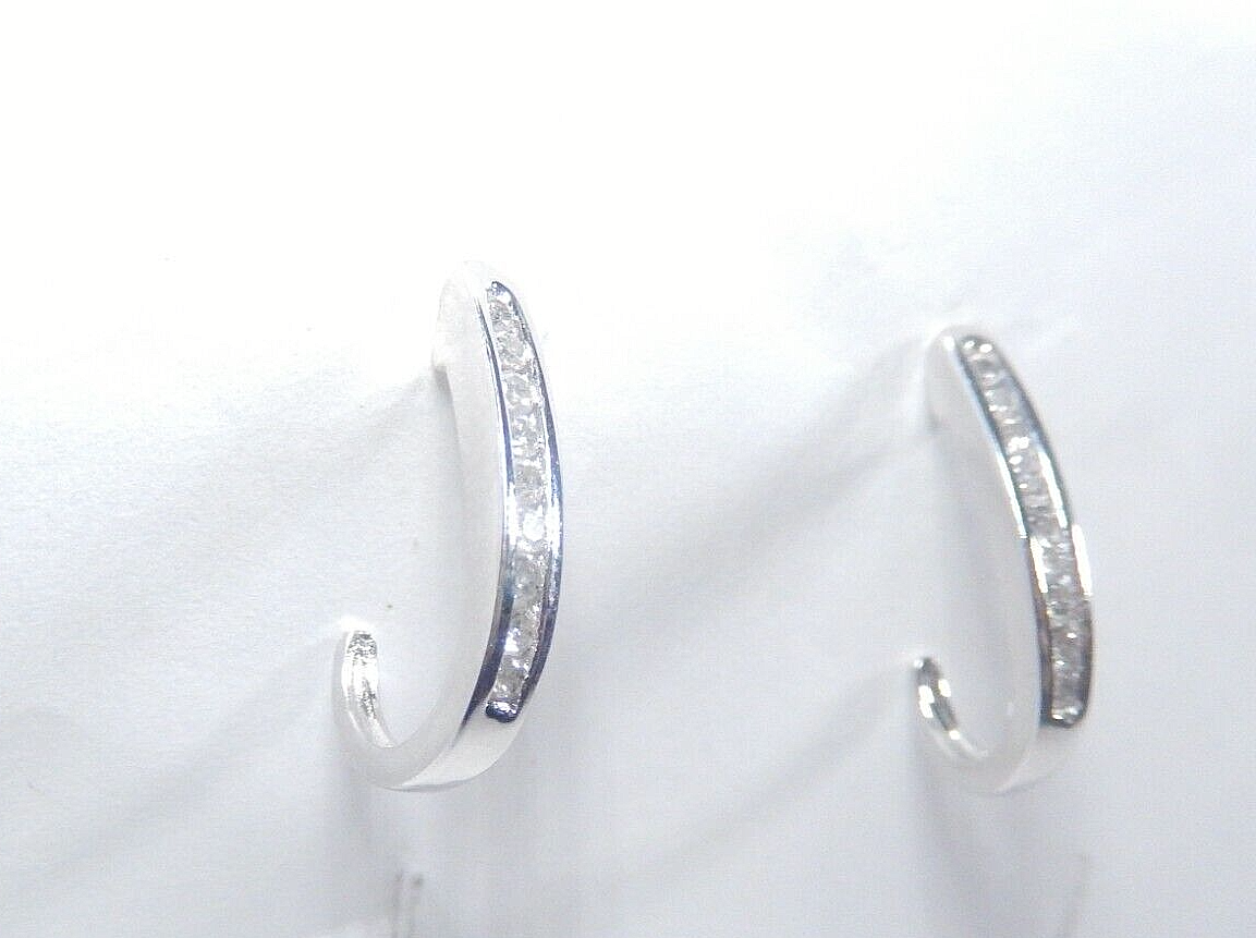 *VINTAGE*  14k White Gold 1/5CT Diamond J-Hoop Post Earrings