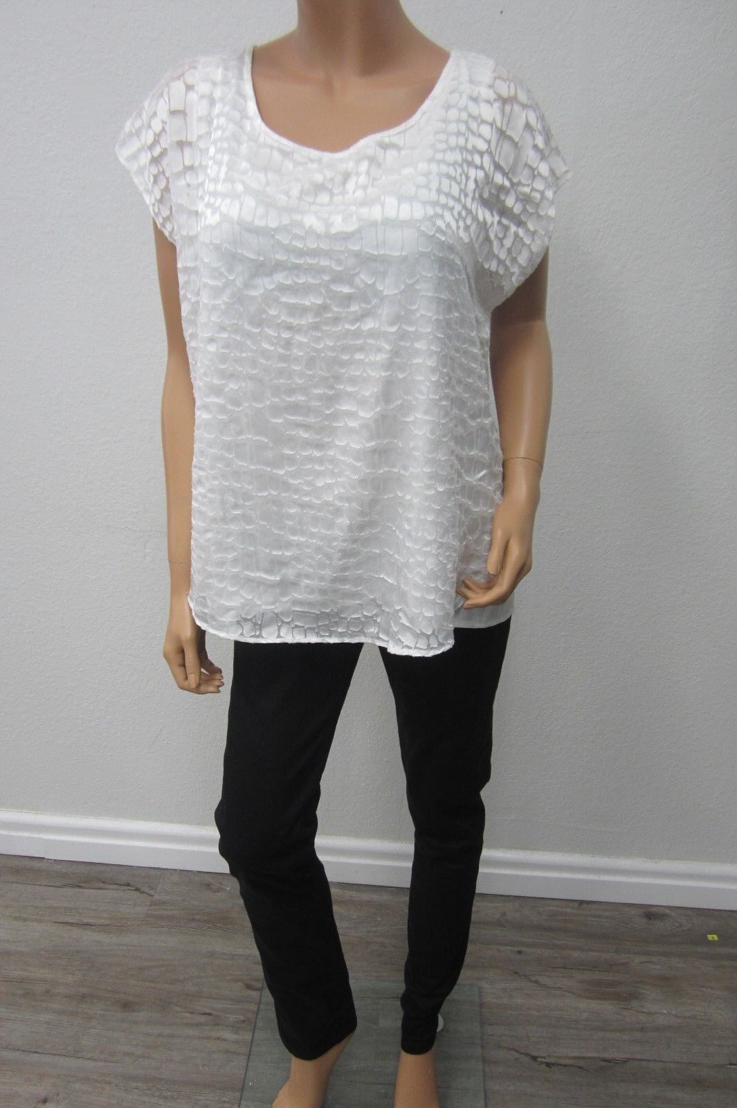 *NICE* Calvin Klein Womens White Textured Short Sleeve Top Size XL