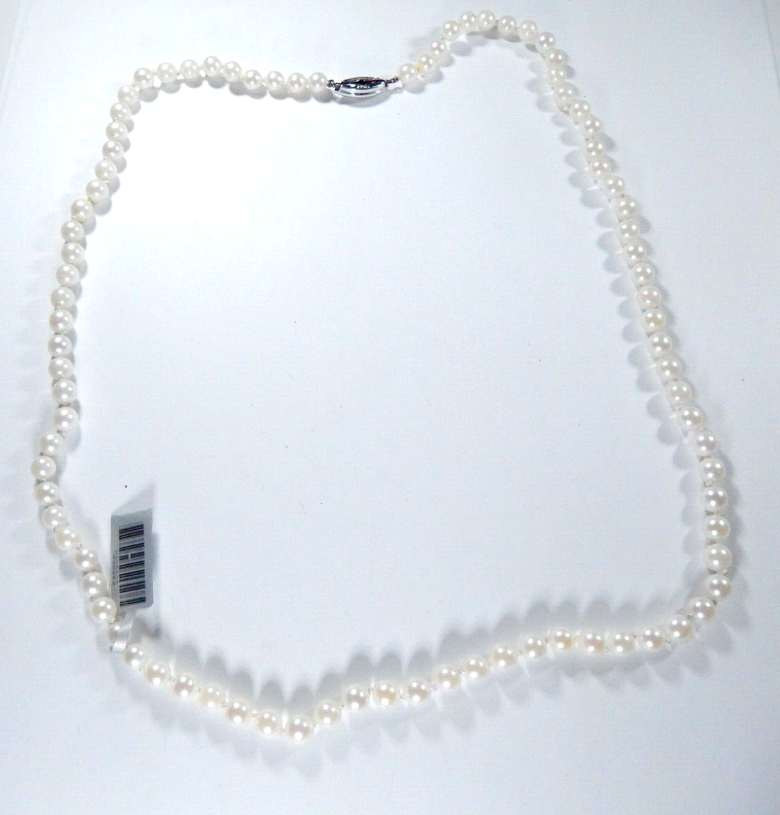 *RARE VINTAGE* - 14K Brogan Clasp 6.0mm Akoya Pearl Necklace 22"