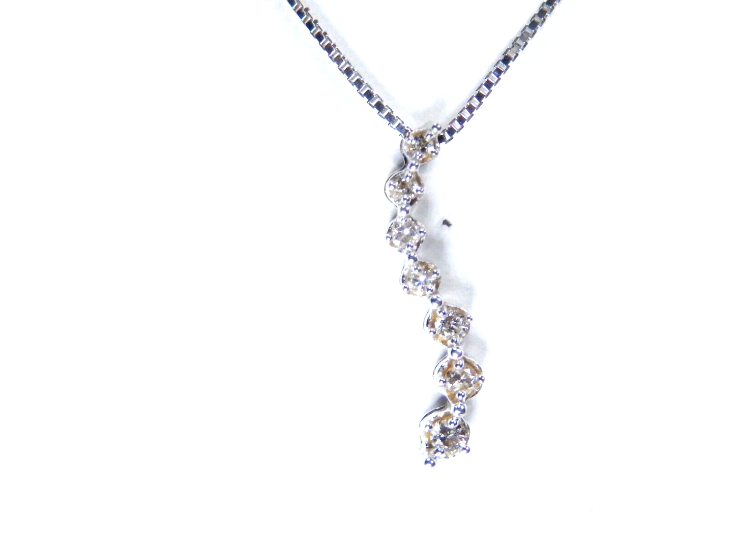 10K White Gold 1/5 Carat TW Natural Diamond Journey Pendant w/18"chain