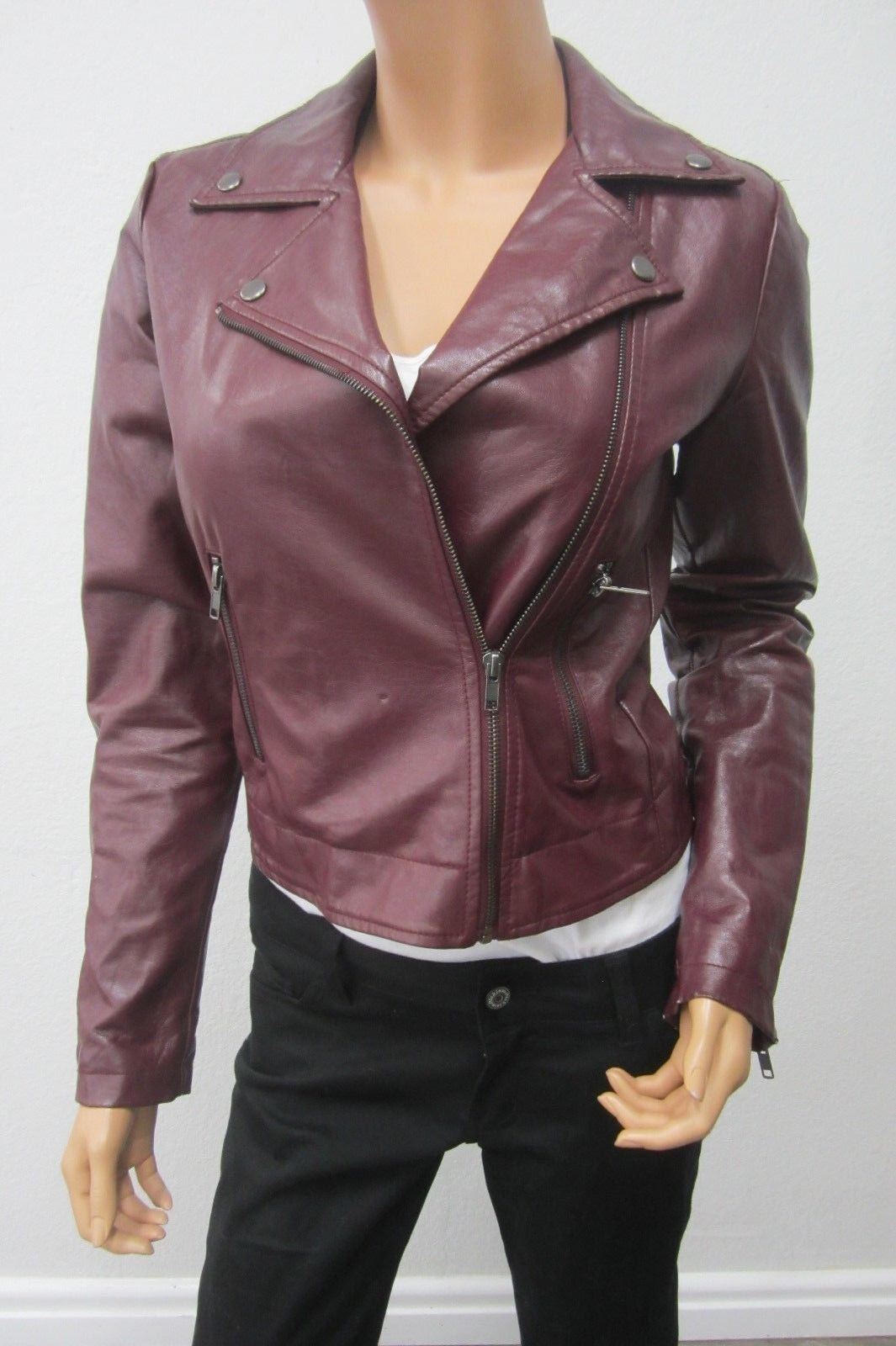 Forever 21 - SUPER CUTE - Maroon Faux Leather Motorcycle Zipper Jacket Sz Small