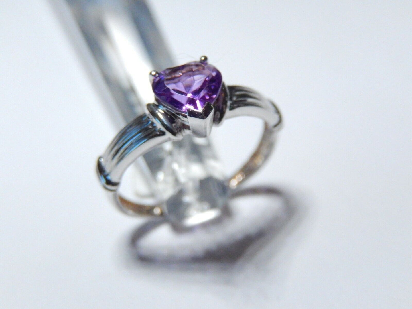 *NWT* 10k White Gold HEART Shape Amethyst Solitaire Ring Size 6.5