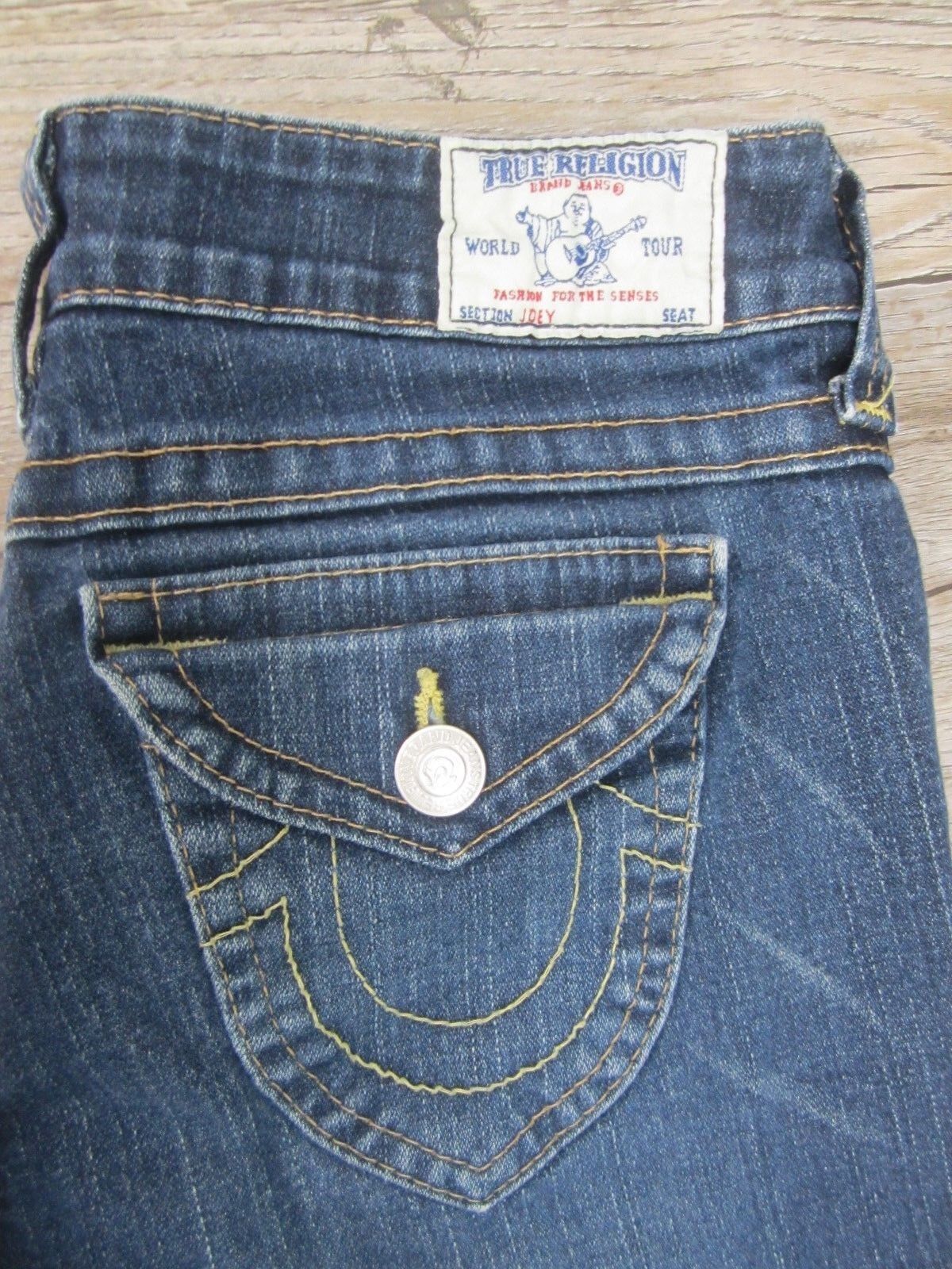 AUTHENTIC NICE Pre Owned  True Religion Ladies Joey Jeans Size 28 x 32 Inseam