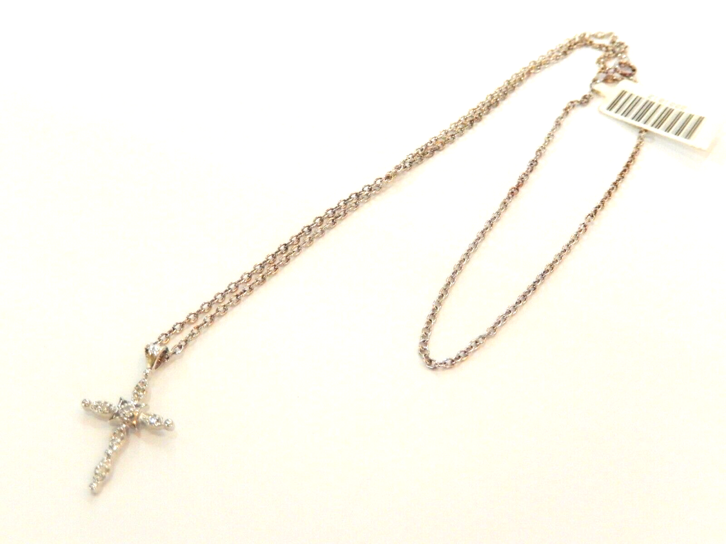 *NWT* 10kt White Gold Womens Round Diamond Cross Pendant 1/10 Cttw