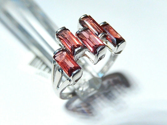 *NWT*  14K White Gold 2.50CT Genuine Natural Garnet Modern Style Ring Size 7.5