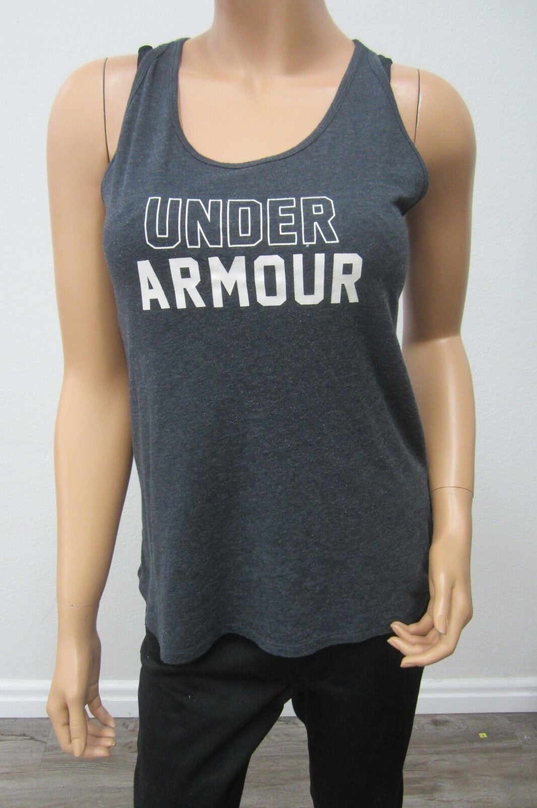 *NWOT* Under Armour Girl Tank Size Youth XL