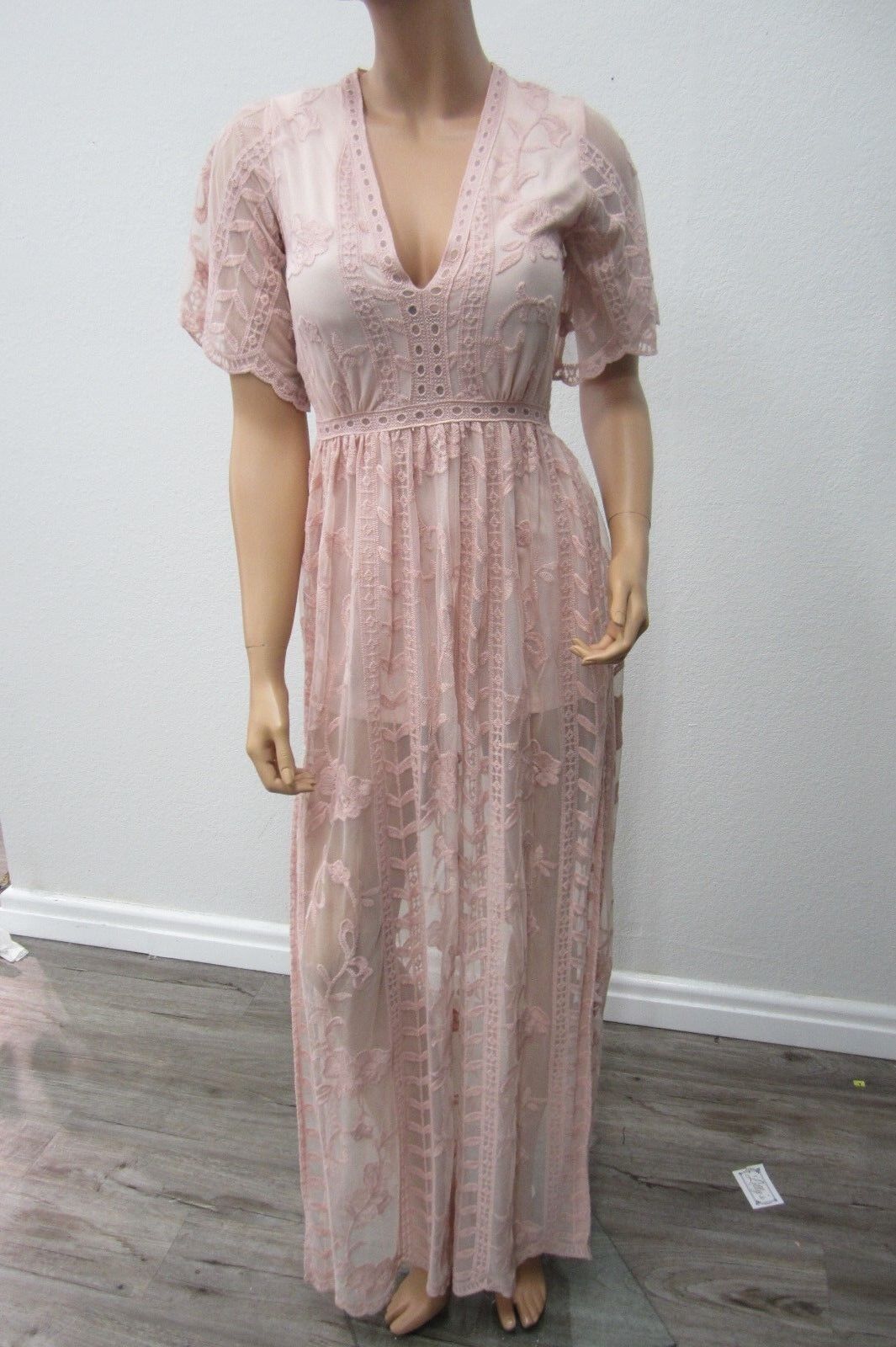 *NWT* Gianni Bini Fan Favs GB Long Dusty Rose Lace  Dress Semi Sheer Size XSmall