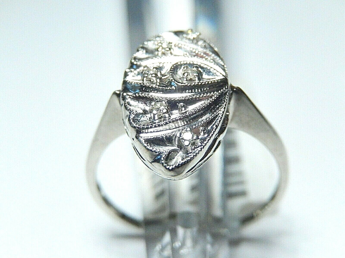*VINTAGE*  14K White Gold Art Deco Six Round  Diamond Ring  Size 7.5