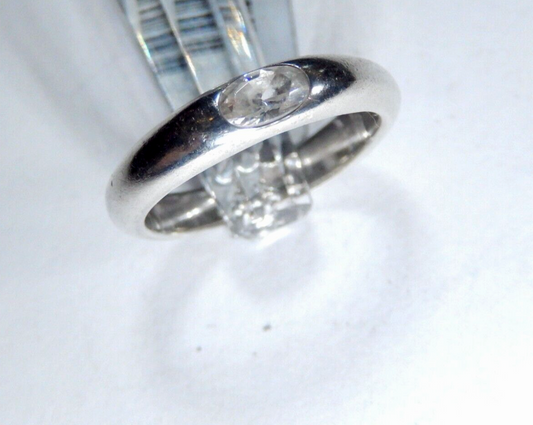 *VINTAGE*  Sterling Silver 4mm Heavy  Cubic Zirconia CZ Band RING Size 7.5