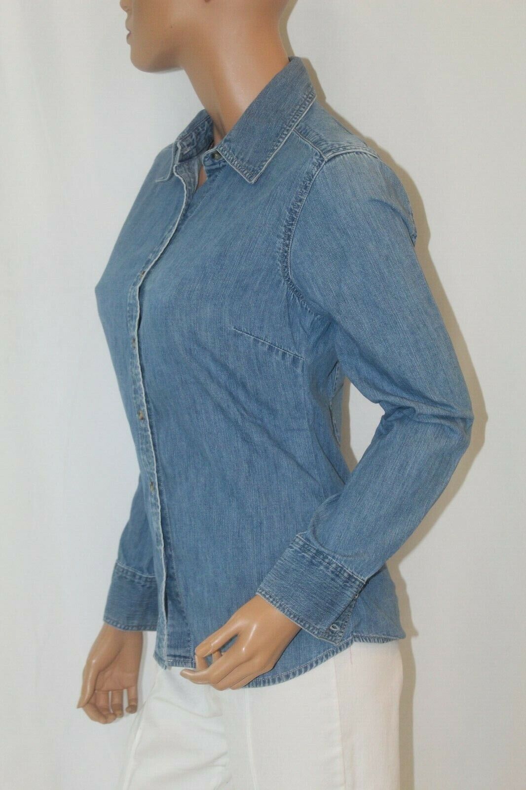 Eddie Bauer Women  Cotton Long Sleeve Button-Down Shirt Size Small
