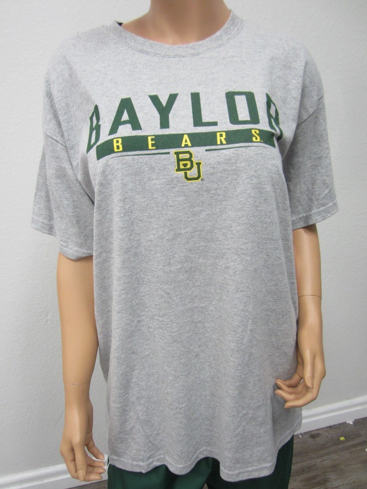 NWT Baylor University Gildan Unisex T Shirt Solid 100% Cotton Short Sleeve Sz L