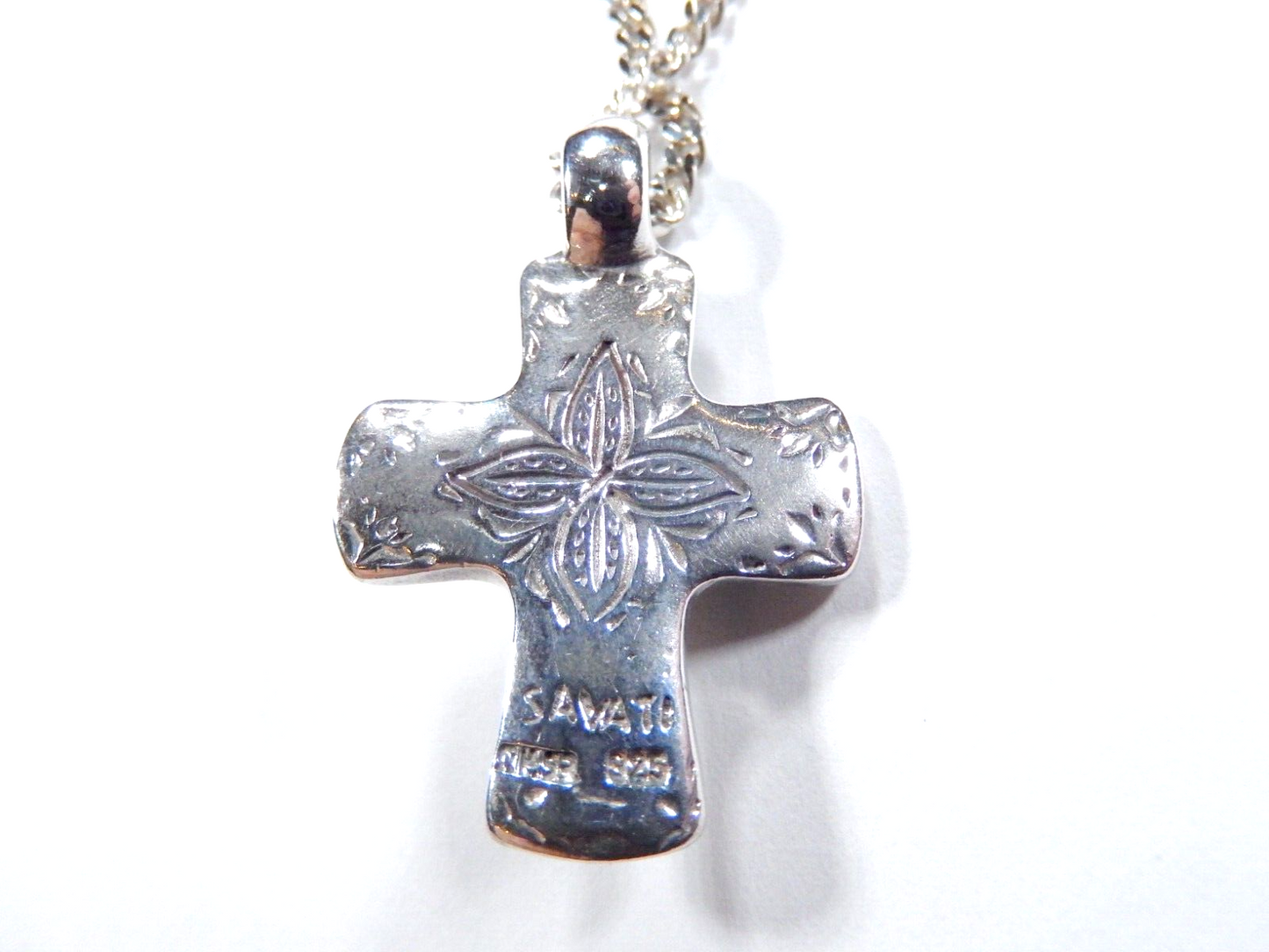 *VINTAGE* SAVATI GREECE STERLING SILVER ENGRAVED CROSS W/ PEARL STONE w/18"CHAIN