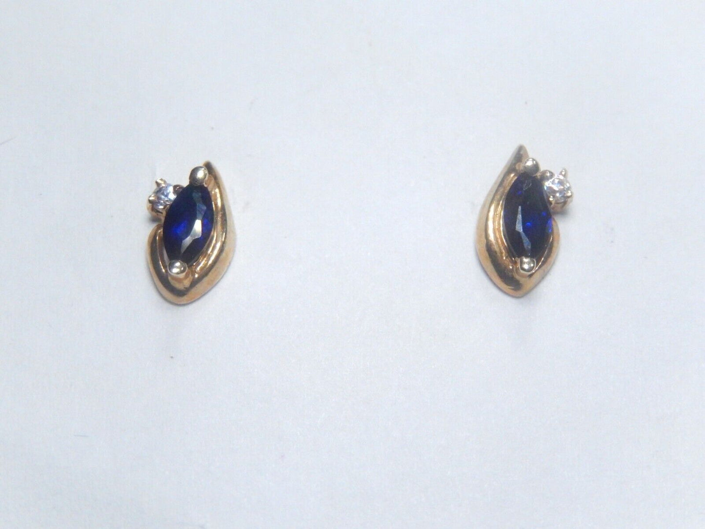 *VINTAGE*  10K Yellow Gold Created Sapphire and Diamond Stud Earrings