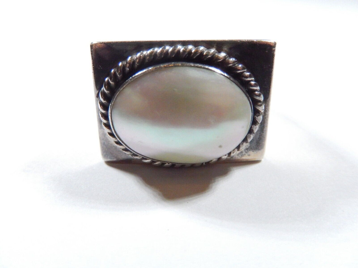 Large Heavy 23.5 gm Natural Mother of Pearl Ring Oval  Sterling Silver Size 8.25