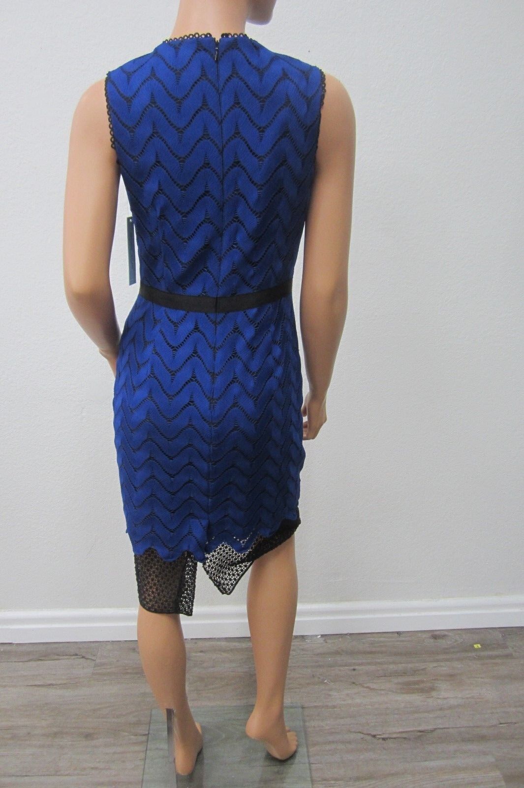 NWT Antonio Melani Halloway Dress Beautiful Deep Blue with Black Lace Size 4