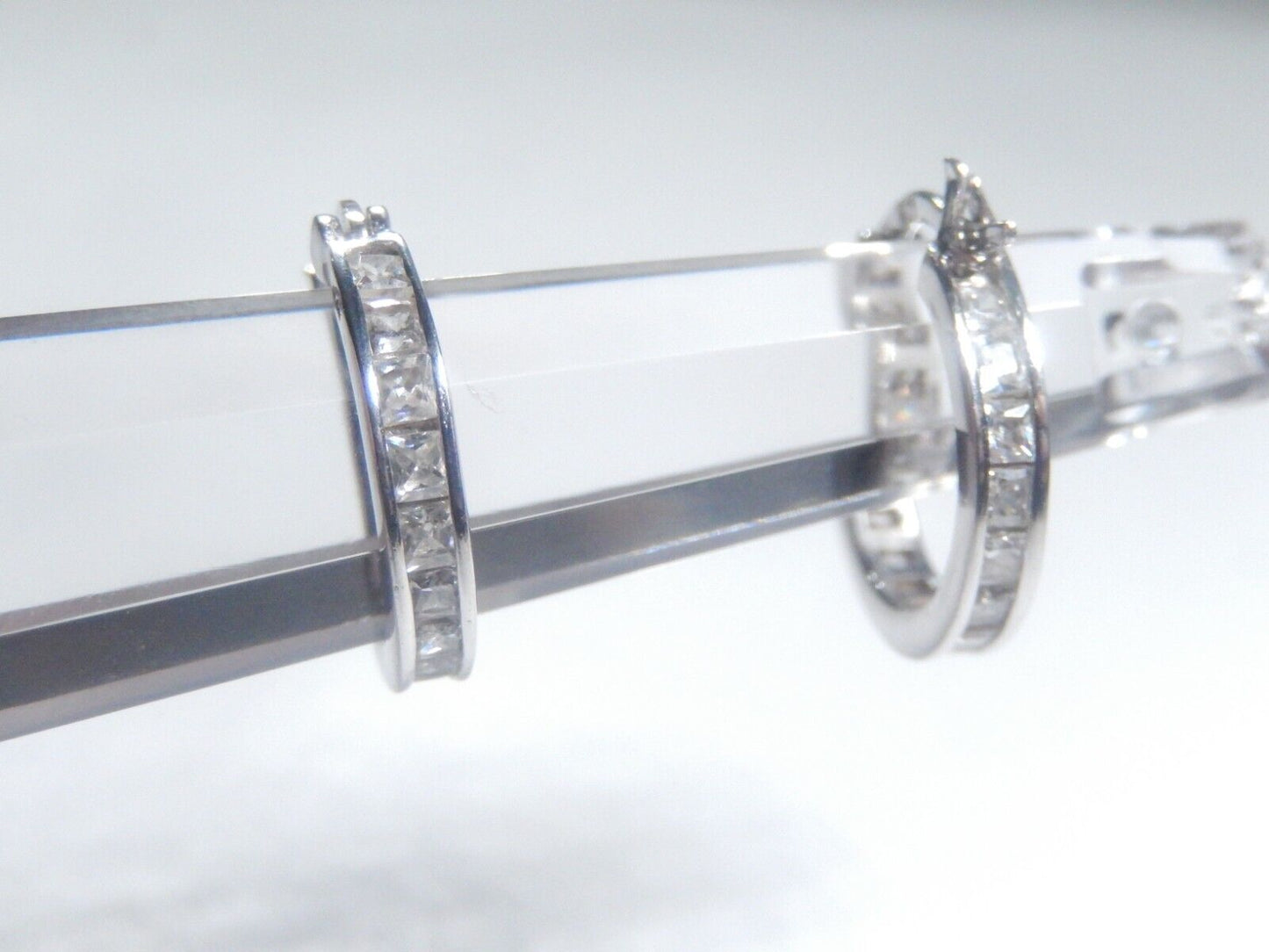 *VINTAGE*  925 Sterling Silver 2.00 CT CZ Princess Cut 16mm Hoop Earrings