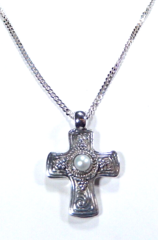 *VINTAGE* SAVATI GREECE STERLING SILVER ENGRAVED CROSS W/ PEARL STONE w/18"CHAIN