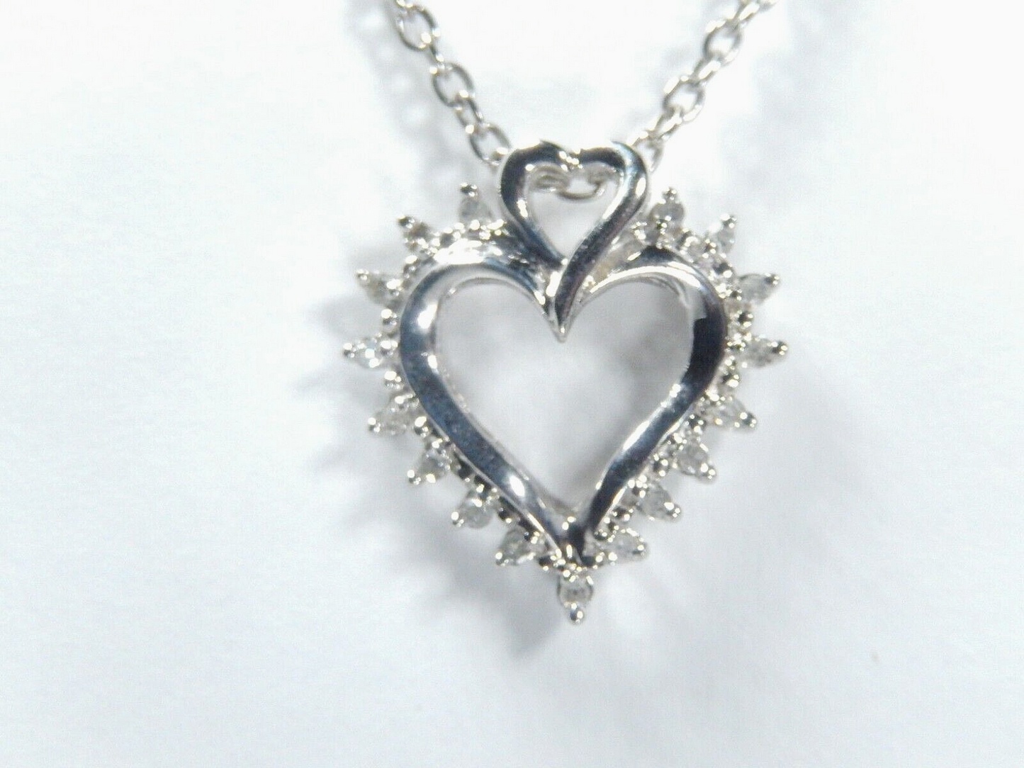 10k White Gold Womens 17 Diamond .25CT Double Heart Pendant w/18"chain