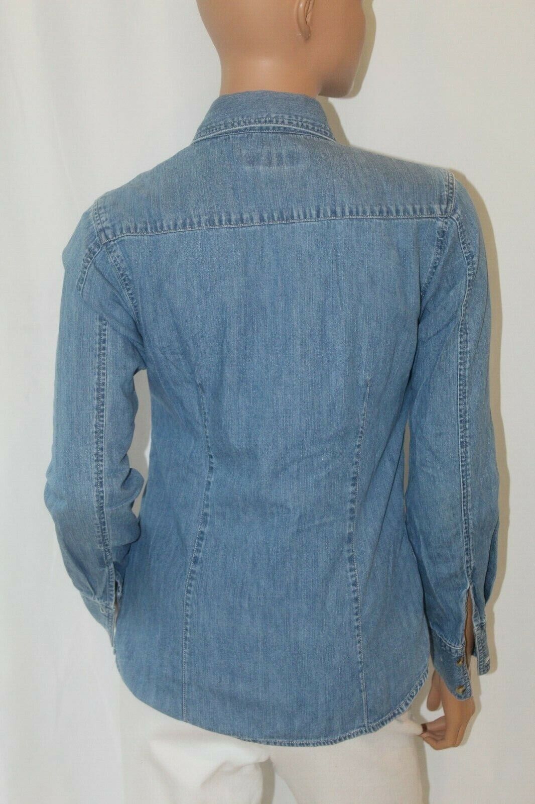 Eddie Bauer Women  Cotton Long Sleeve Button-Down Shirt Size Small