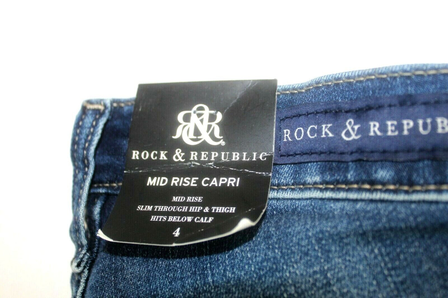 *NWT* $60. Rock & Republic Mid Rise Capri Misses Distressed Size 4 (W27 x L25)