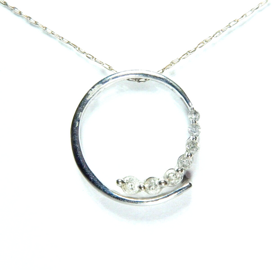 10K WHITE GOLD 7 DIAMOND CIRCLE OF LOVE PENDANT w/18" Chain