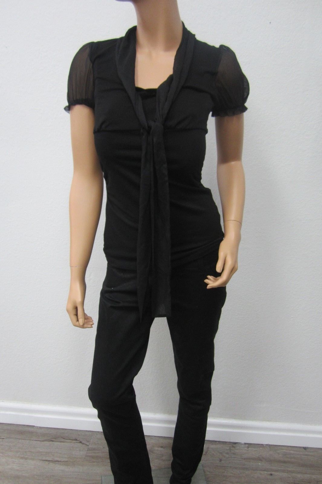 CUTE White House Black Market Womens Short Sleeve Black Semi Sheer Top Size XXS