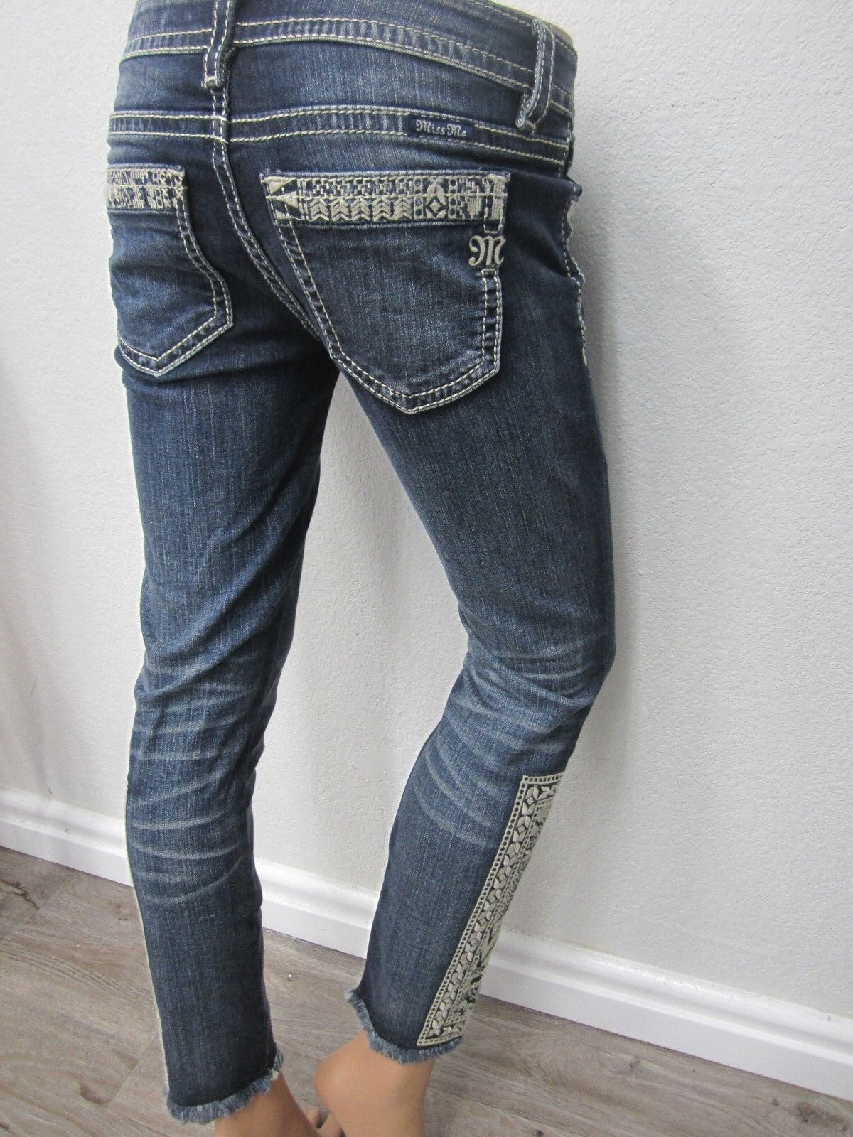 NWT Miss Me Born to Be Boho Ankle Skinny Jeans - JP7762AK Size W26 X L27