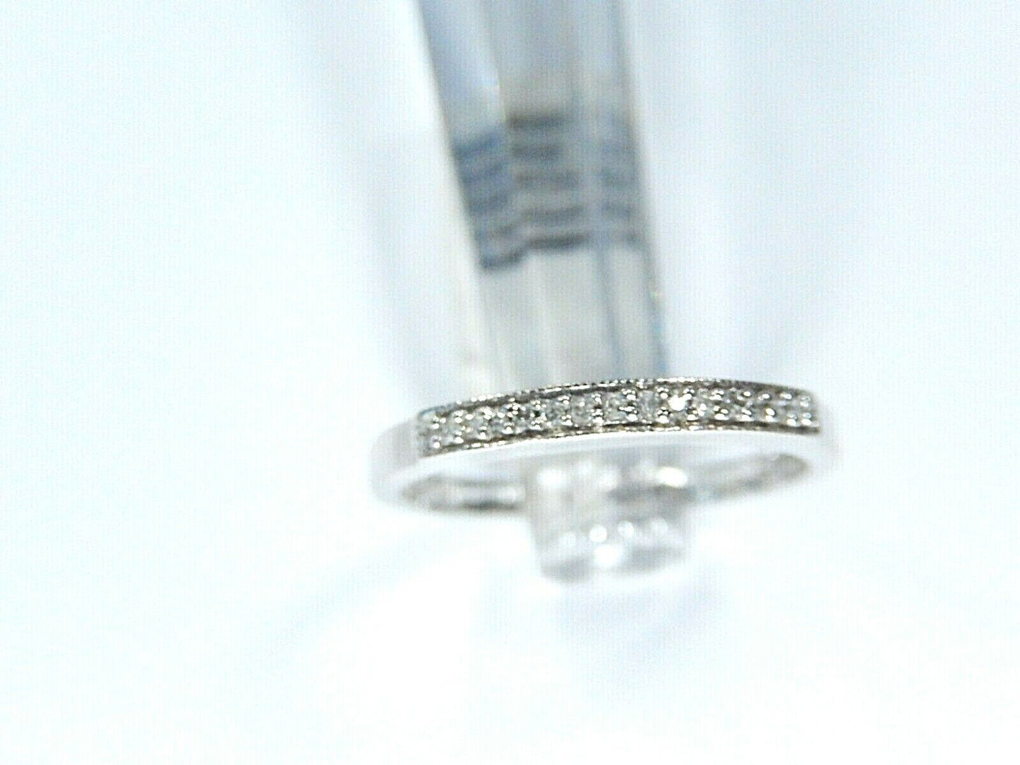 *NWT* 10K Solid White Gold 14 Diamond Wedding / Anniversary Band Ring Size 7.25