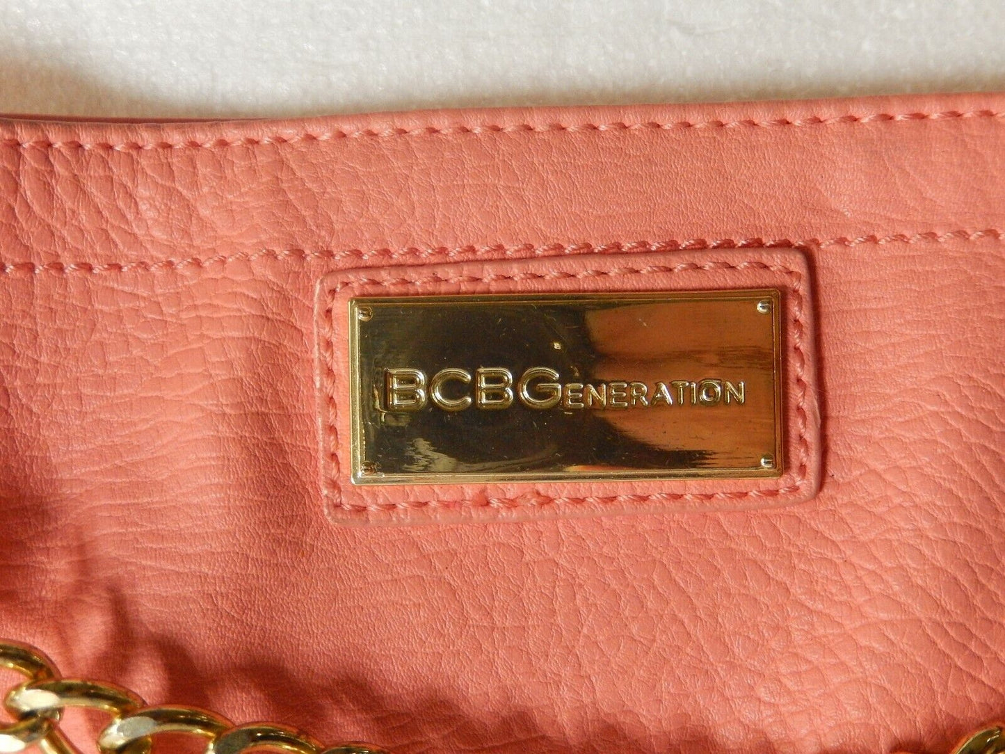 *MINT*  BCBG Paris Coral Leather Logo Front NS Long Gold Chain Shoulder Bag