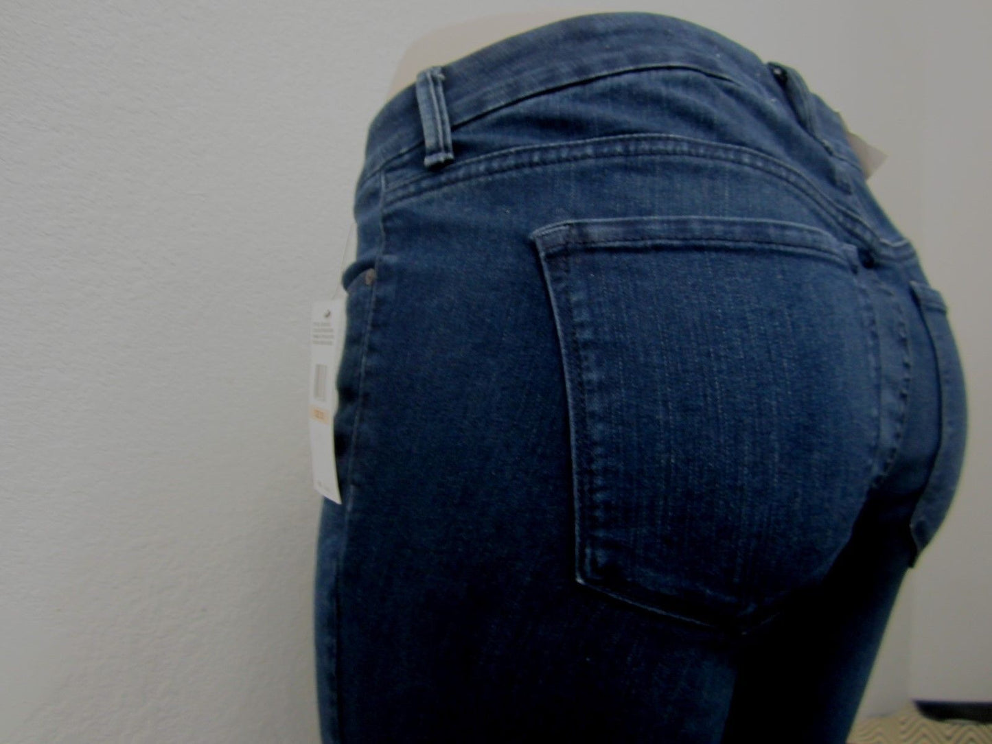 NWT Jessica Simpson Jeans Size 28 X 34 Uptown Slim Flare Freesia Blue Denim