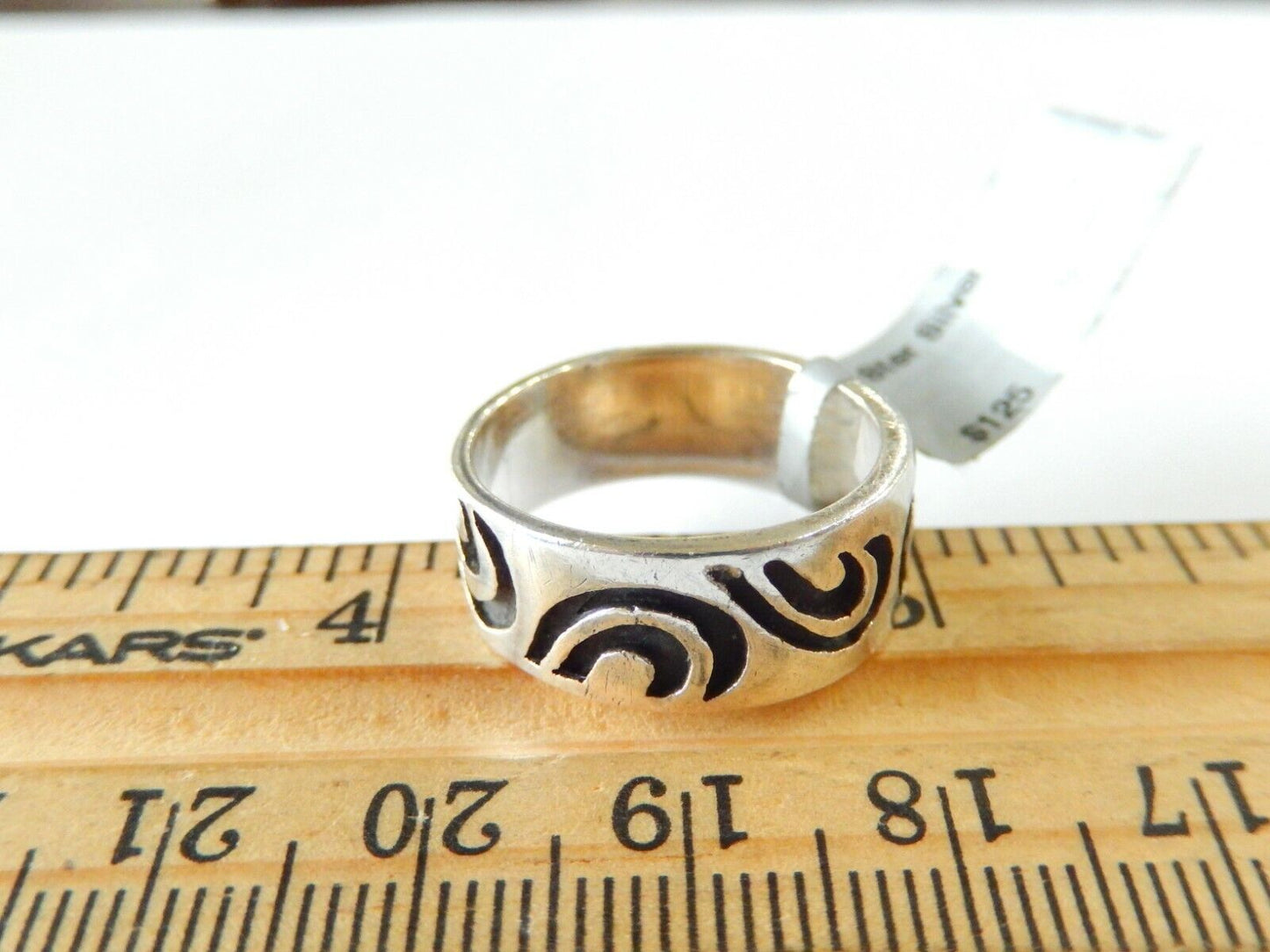 *VINTAGE*   Native American  Sterling Silver 8mm Wide Band Size 8