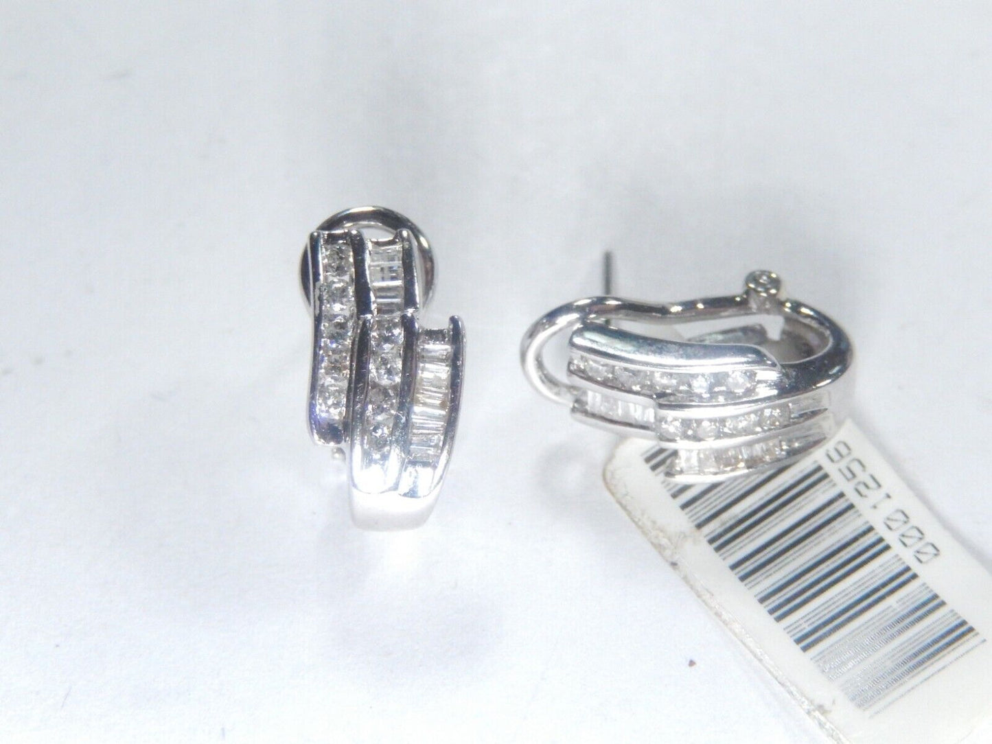 14K White Gold .33CT Round & Baguette Natural Diamond Hoop Leverback Earrings