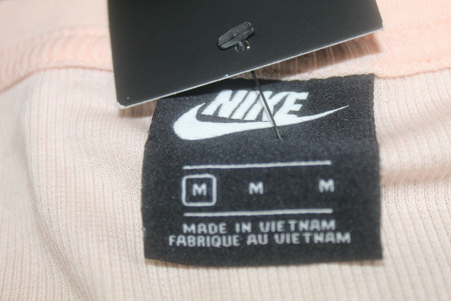 *NWT* Women's "Just Do It" Graphic Ribbed Slim Fit Peach Tank Top Size Medium